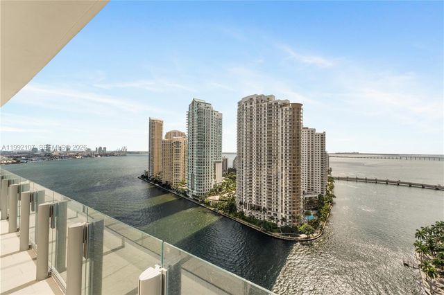 300 Biscayne Boulevard Way 2103C, Miami, FL 33131
