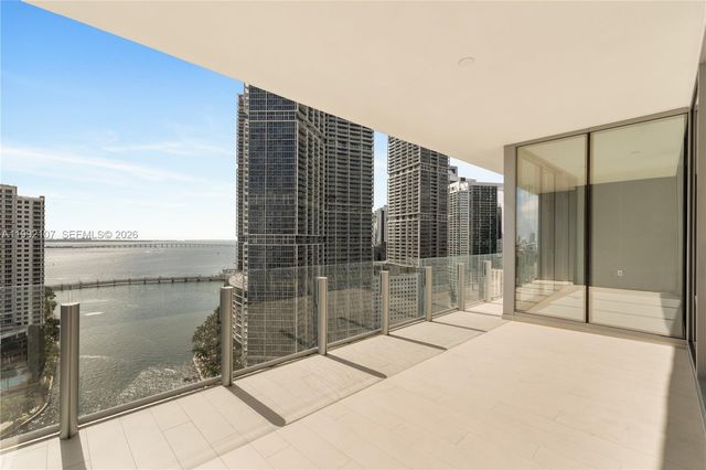 300 Biscayne Boulevard Way 2103C, Miami, FL 33131