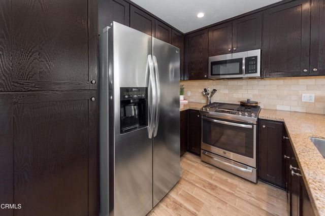 345 Newbury Vista Lane, Thousand Oaks, CA 91320