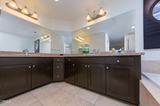 345 Newbury Vista Lane, Thousand Oaks, CA 91320