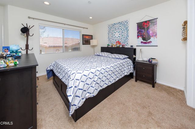 345 Newbury Vista Lane, Thousand Oaks, CA 91320