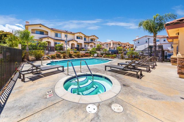 345 Newbury Vista Lane, Thousand Oaks, CA 91320