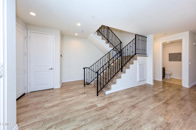 345 Newbury Vista Lane, Thousand Oaks, CA 91320