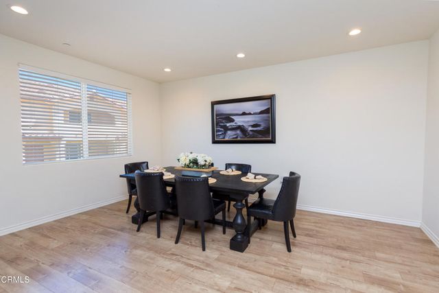 345 Newbury Vista Lane, Thousand Oaks, CA 91320