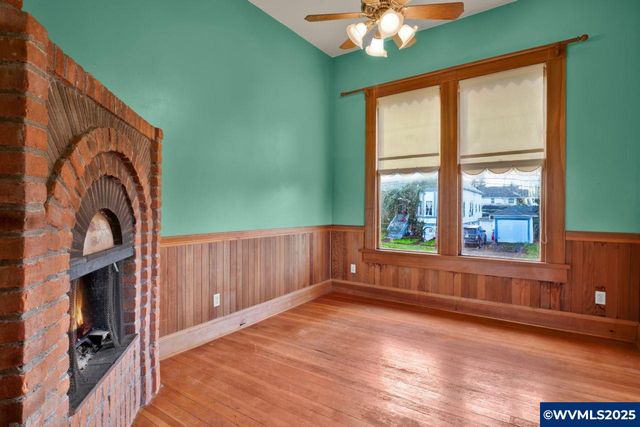 632 Baker St SE, Albany, OR 97321