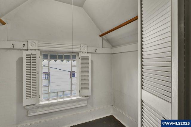 632 Baker St SE, Albany, OR 97321