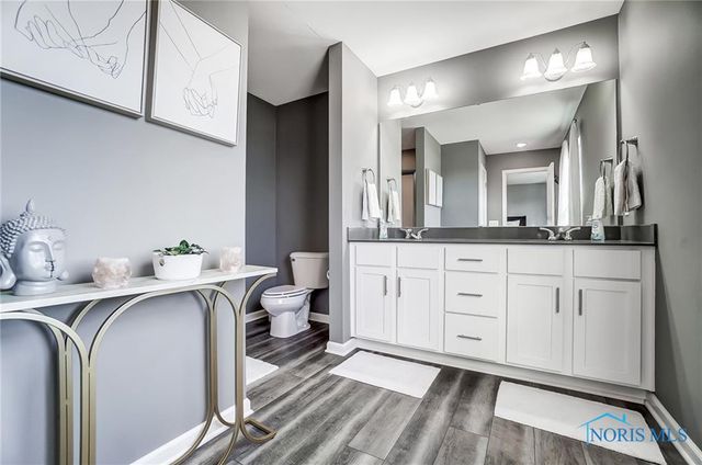 100 Bentley Drive, Perrysburg, OH 43551