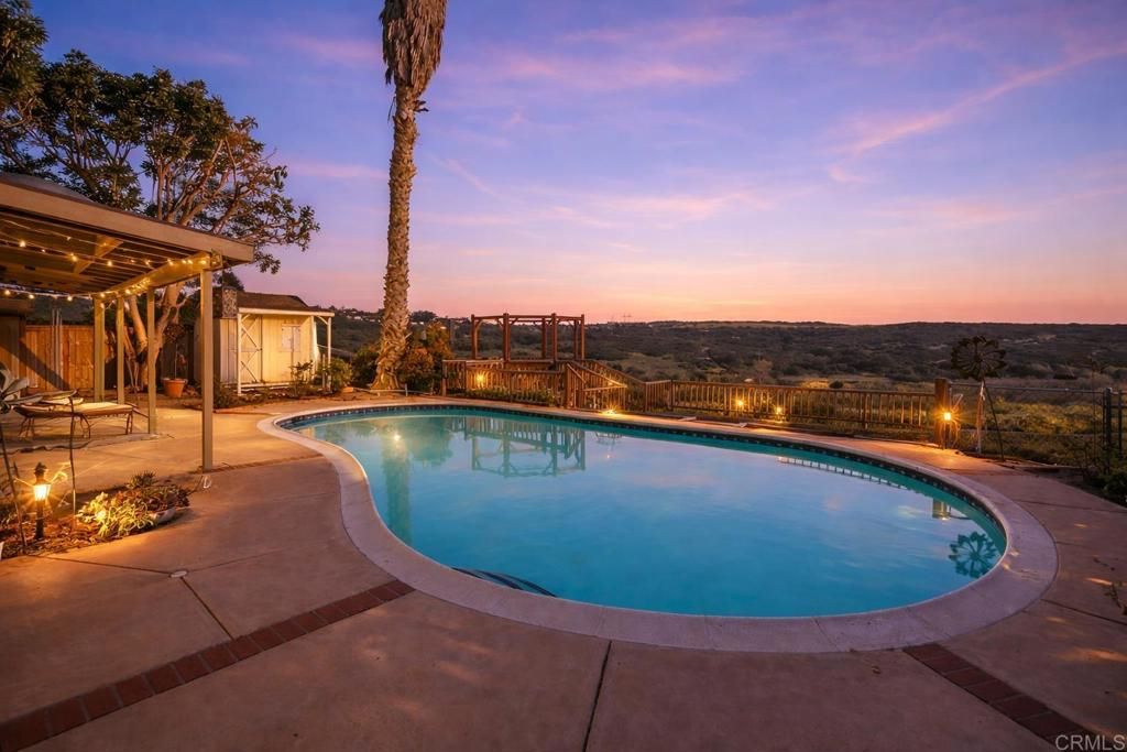 Image 2 of property listing at 4359 Serena Avenue, Oceanside, CA 92056