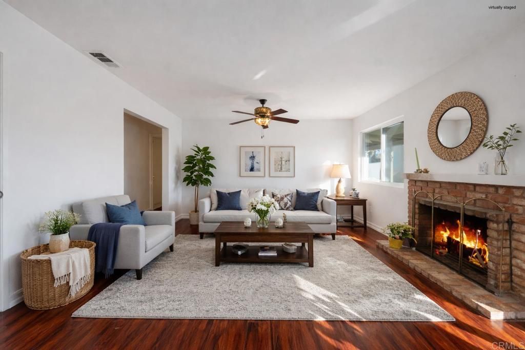 Image 6 of property listing at 4359 Serena Avenue, Oceanside, CA 92056