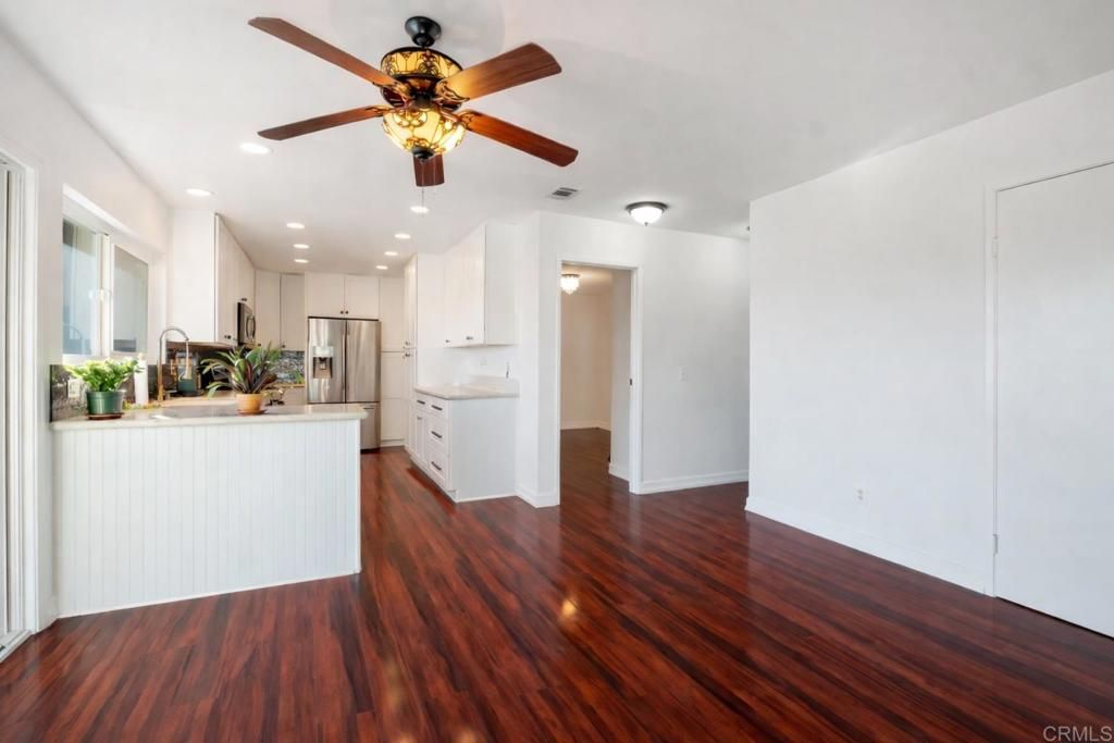 Image 8 of property listing at 4359 Serena Avenue, Oceanside, CA 92056