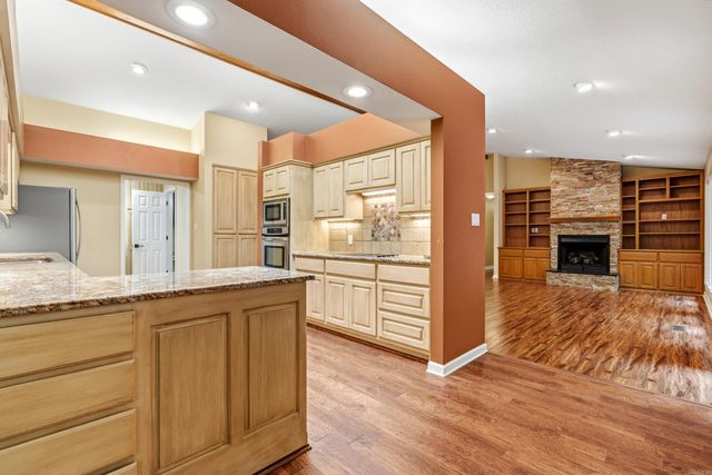 4 Curso Lane, Hot Springs Village, AR 71909