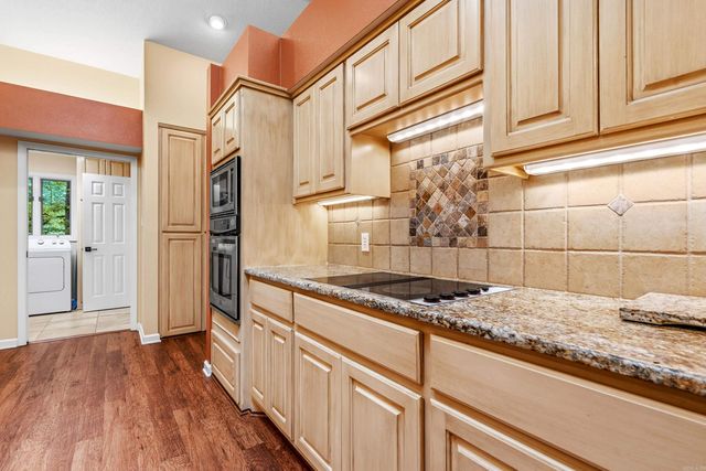4 Curso Lane, Hot Springs Village, AR 71909