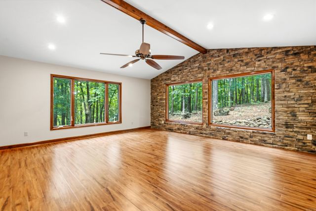 4 Curso Lane, Hot Springs Village, AR 71909