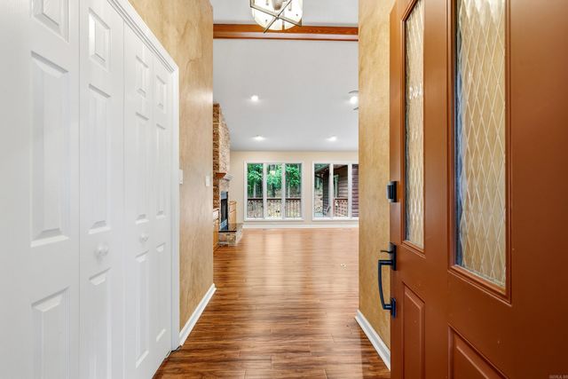 4 Curso Lane, Hot Springs Village, AR 71909