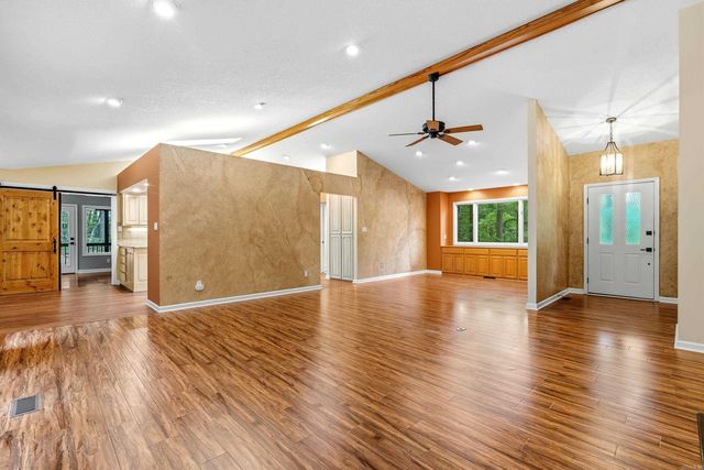 4 Curso Lane, Hot Springs Village, AR 71909