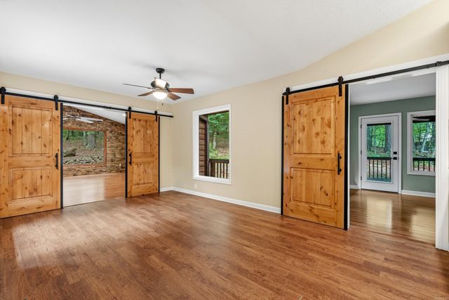 4 Curso Lane, Hot Springs Village, AR 71909
