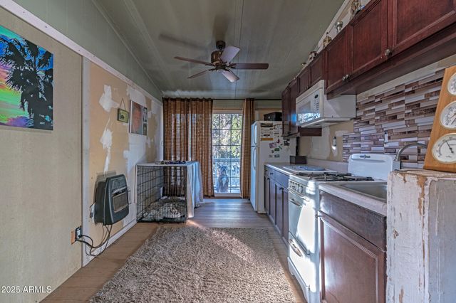 2179 HACKAMORE Drive, Overgaard, AZ 85933