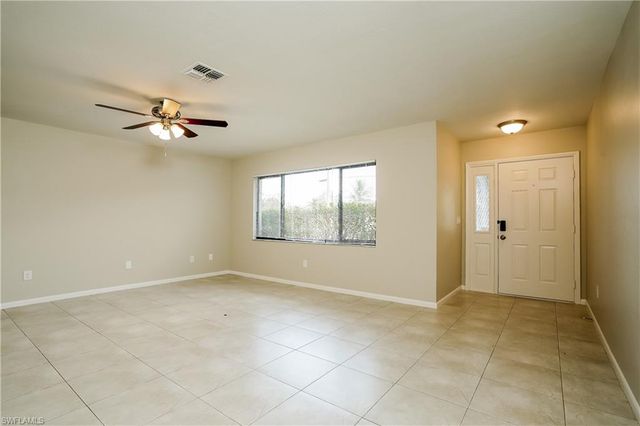 3311 SE Santa Barbara PL, Cape Coral, FL 33904