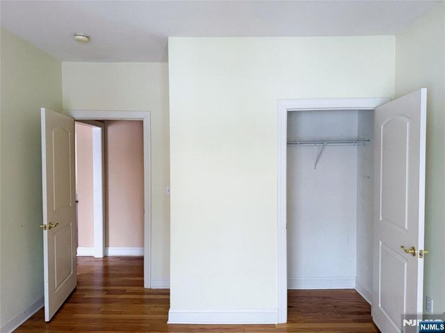 1305 Windsor Park Court 305, Englewood, NJ 07631