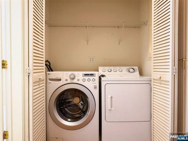 1305 Windsor Park Court 305, Englewood, NJ 07631