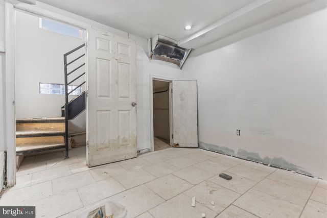 872 CARROLL ST, Baltimore, MD 21230