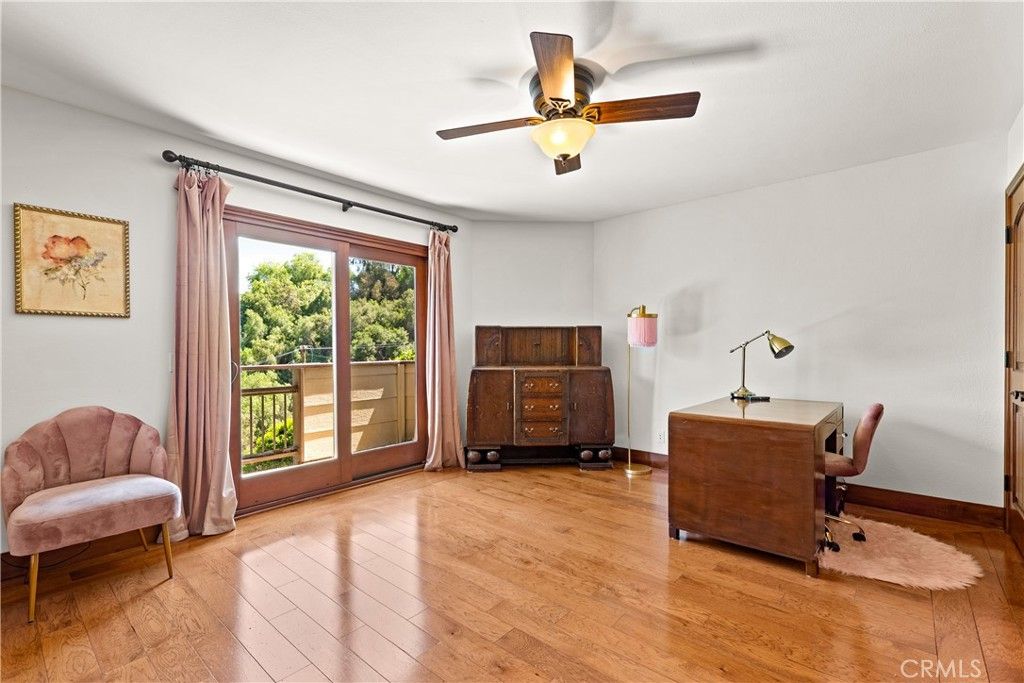 Image 14 of property listing at 4117 Vanetta Place, Studio City, CA 91604
