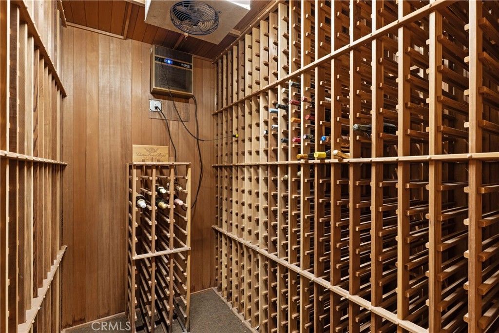 Image 17 of property listing at 4117 Vanetta Place, Studio City, CA 91604