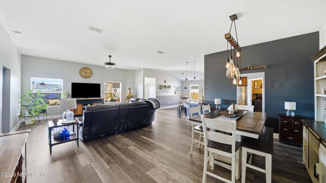 2629 ROYAL POINTE Drive, Green Cove Springs, FL 32043