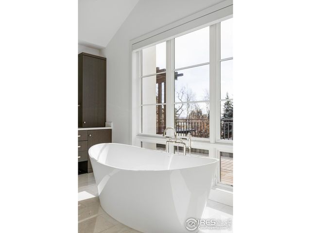 706 Juniper Ave, Boulder, CO 80304