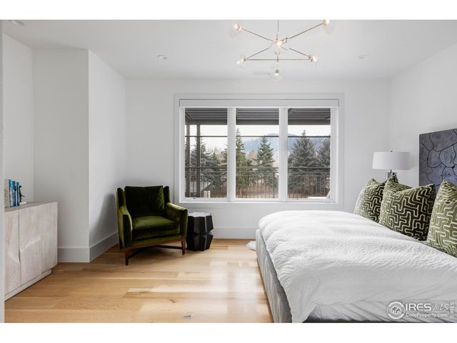 706 Juniper Ave, Boulder, CO 80304