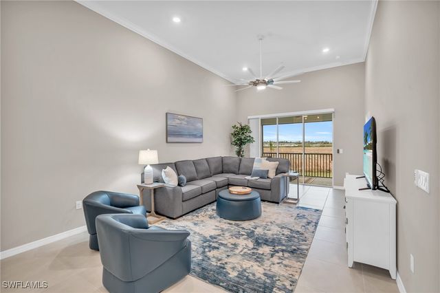 11811 Venetian Lagoon DR 202, Fort Myers, FL 33913