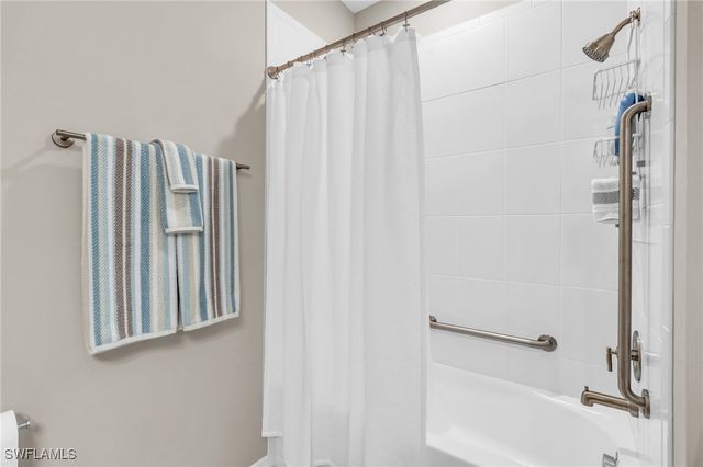 11811 Venetian Lagoon DR 202, Fort Myers, FL 33913