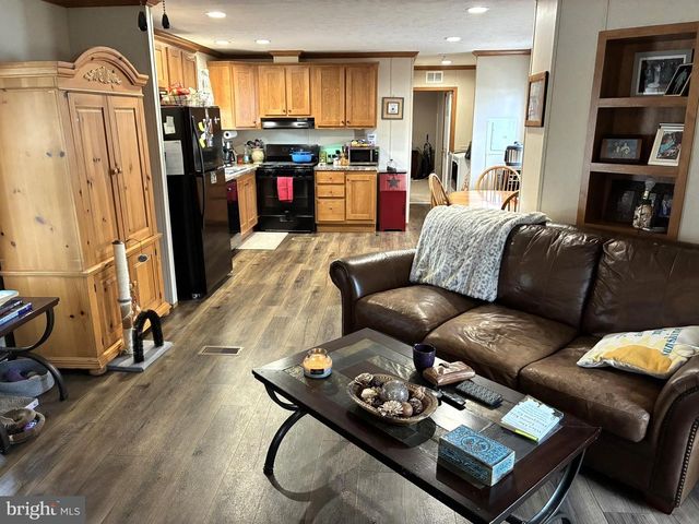 135 HILLSIDE, Howard, PA 16841