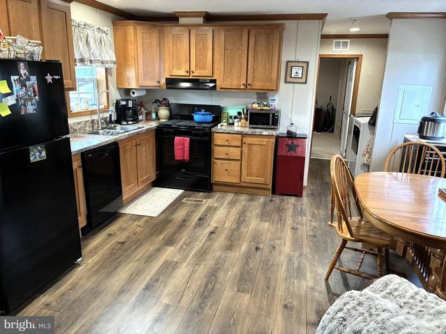 135 HILLSIDE, Howard, PA 16841