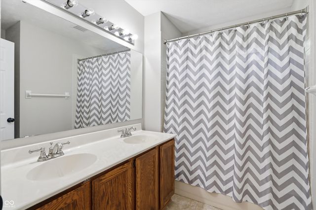 10647 Blackthorn Court, Fishers, IN 46038