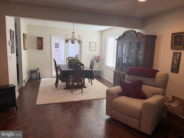 516 HAZEN RD, Monroe Twp, NJ 08831