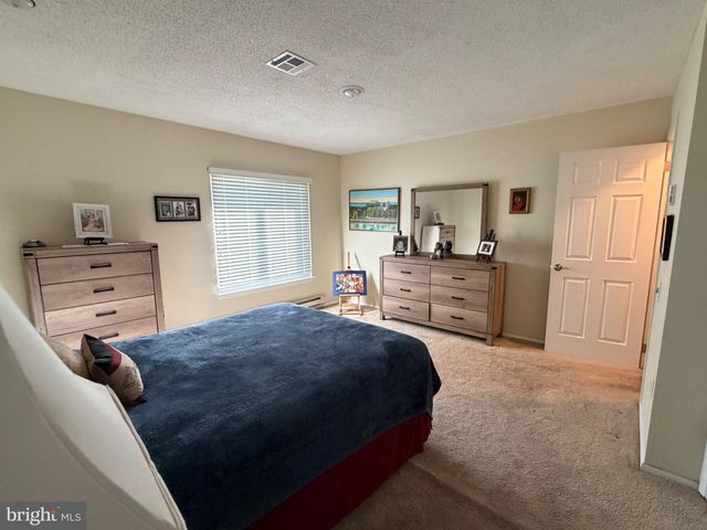 516 HAZEN RD, Monroe Twp, NJ 08831