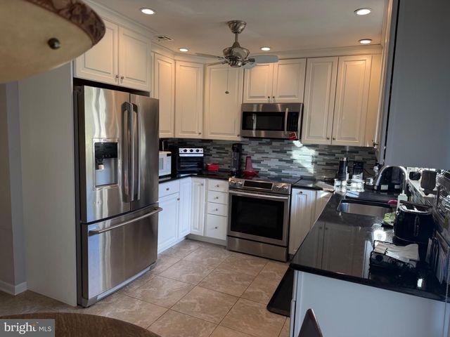 516 HAZEN RD, Monroe Twp, NJ 08831