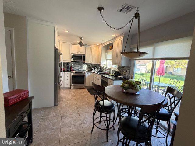 516 HAZEN RD, Monroe Twp, NJ 08831