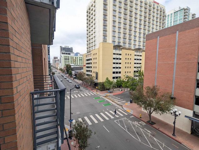 207 5th Avenue 444, San Diego, CA 92101