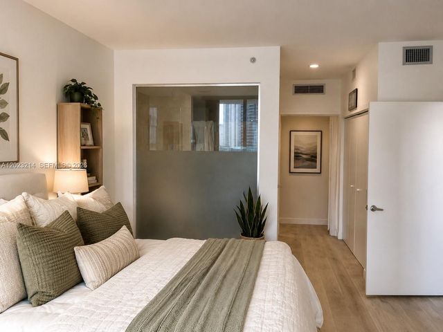 90 SW 3 ST 2614, Miami, FL 33130
