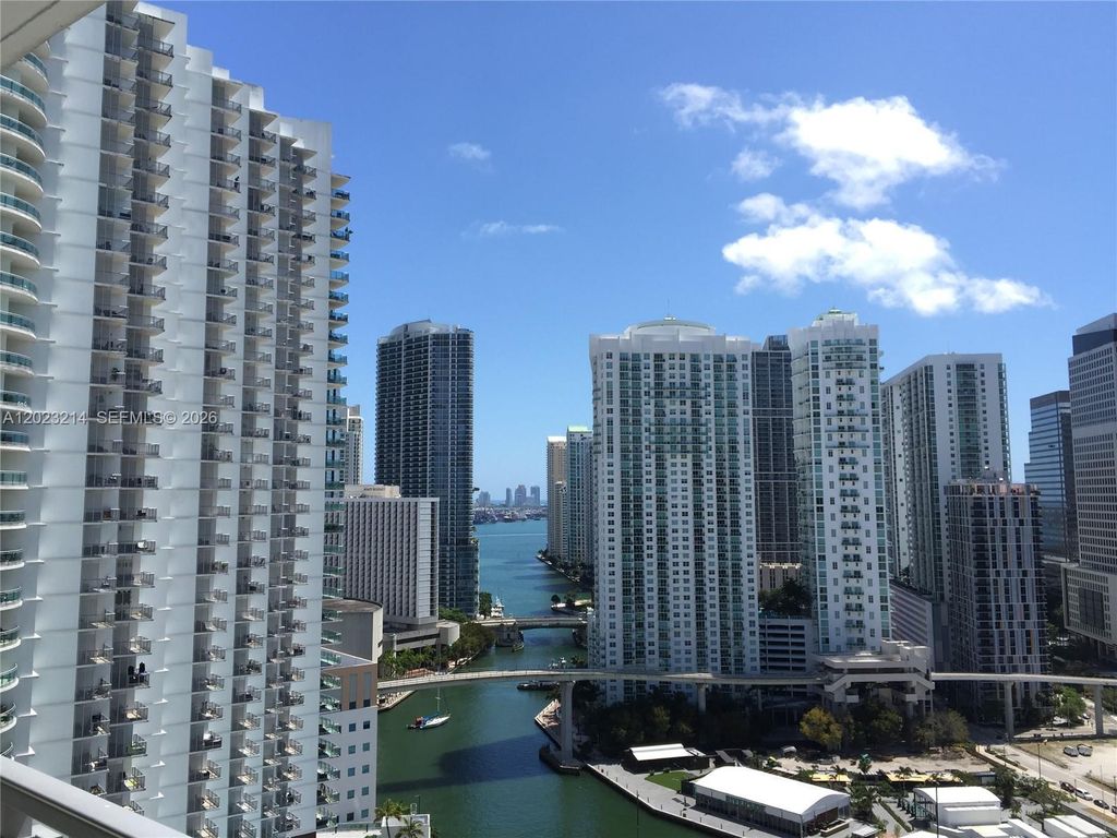90 SW 3 ST 2614, Miami, FL 33130