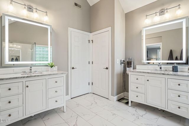 109 Kenmont Drive, Holly Springs, NC 27540