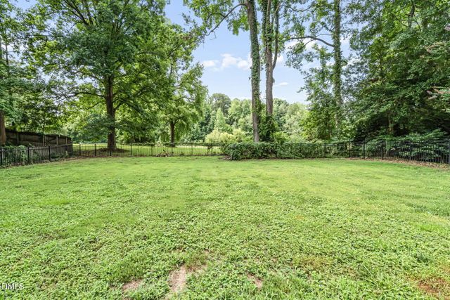 109 Kenmont Drive, Holly Springs, NC 27540