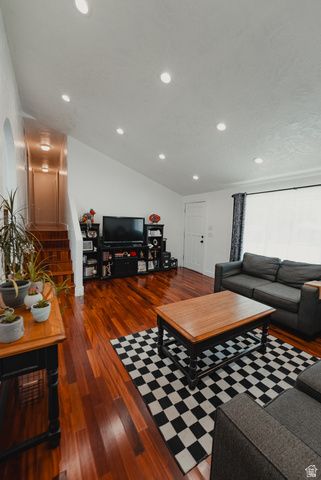 248 S HILLSIDE DR., Moab, UT 84532