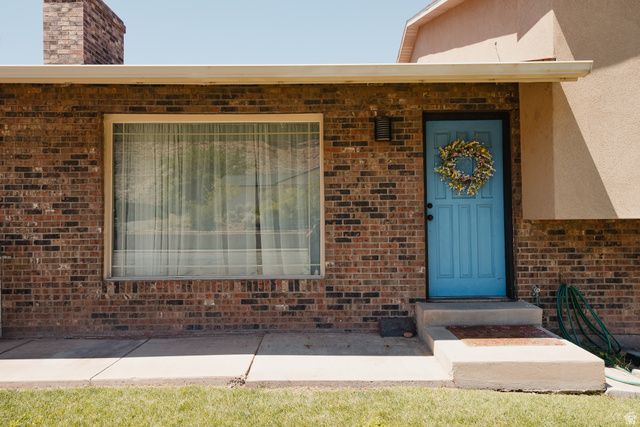 248 S HILLSIDE DR., Moab, UT 84532