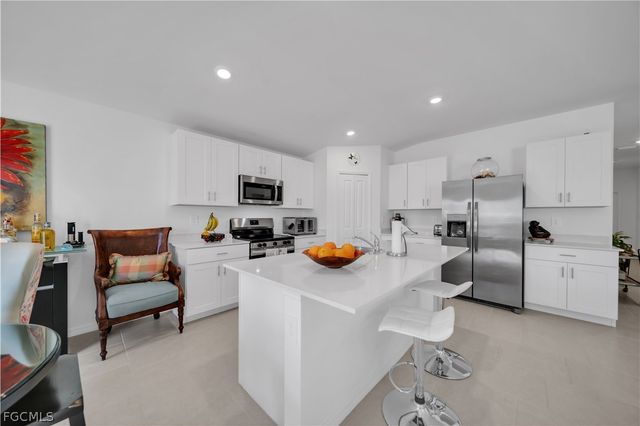 17567 Paradiso WAY, North Fort Myers, FL 33917