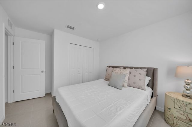 17567 Paradiso WAY, North Fort Myers, FL 33917