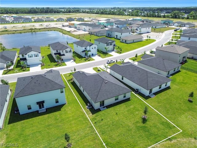 17567 Paradiso WAY, North Fort Myers, FL 33917