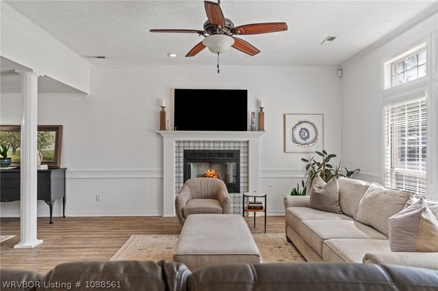 1606 Valley View Street, Van Buren, AR 72956
